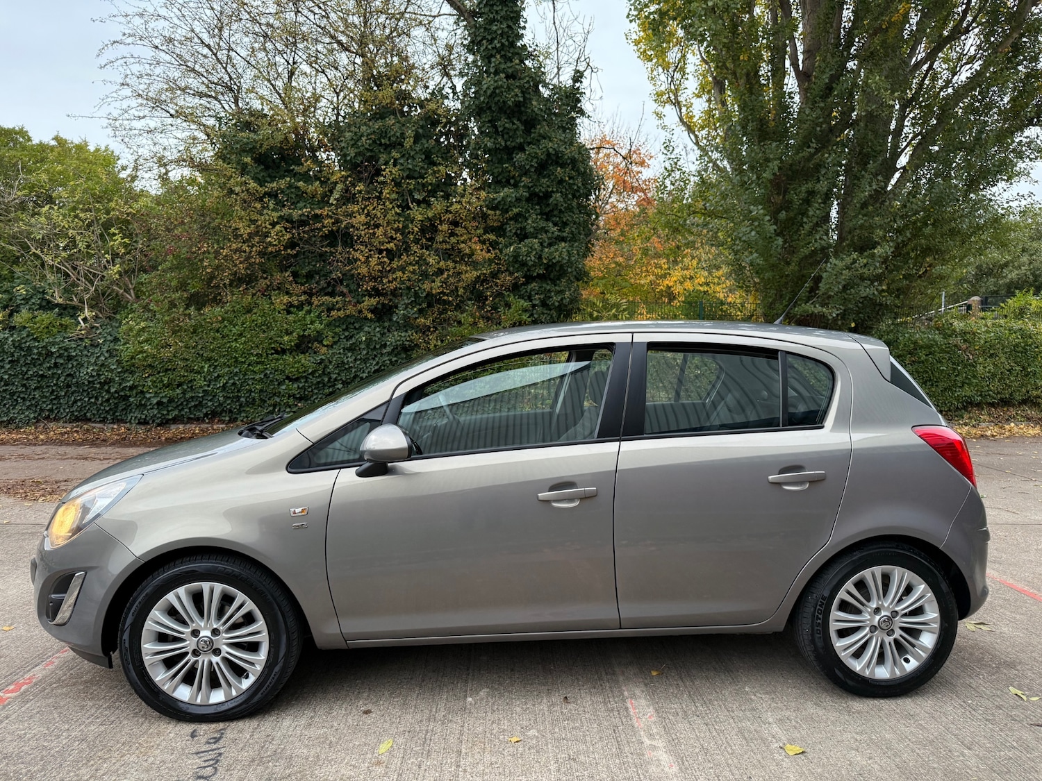 Used Vauxhall Corsa 2013 for sale - 76418146: Photo 5