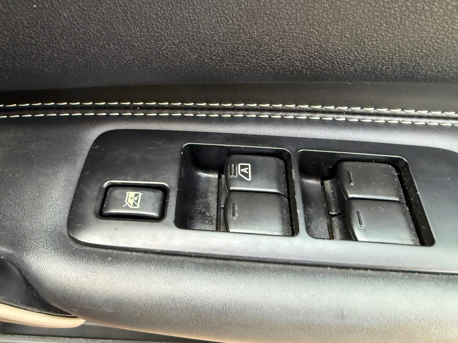 Used Nissan Qashqai 2013 for sale - 77225379: Photo 12