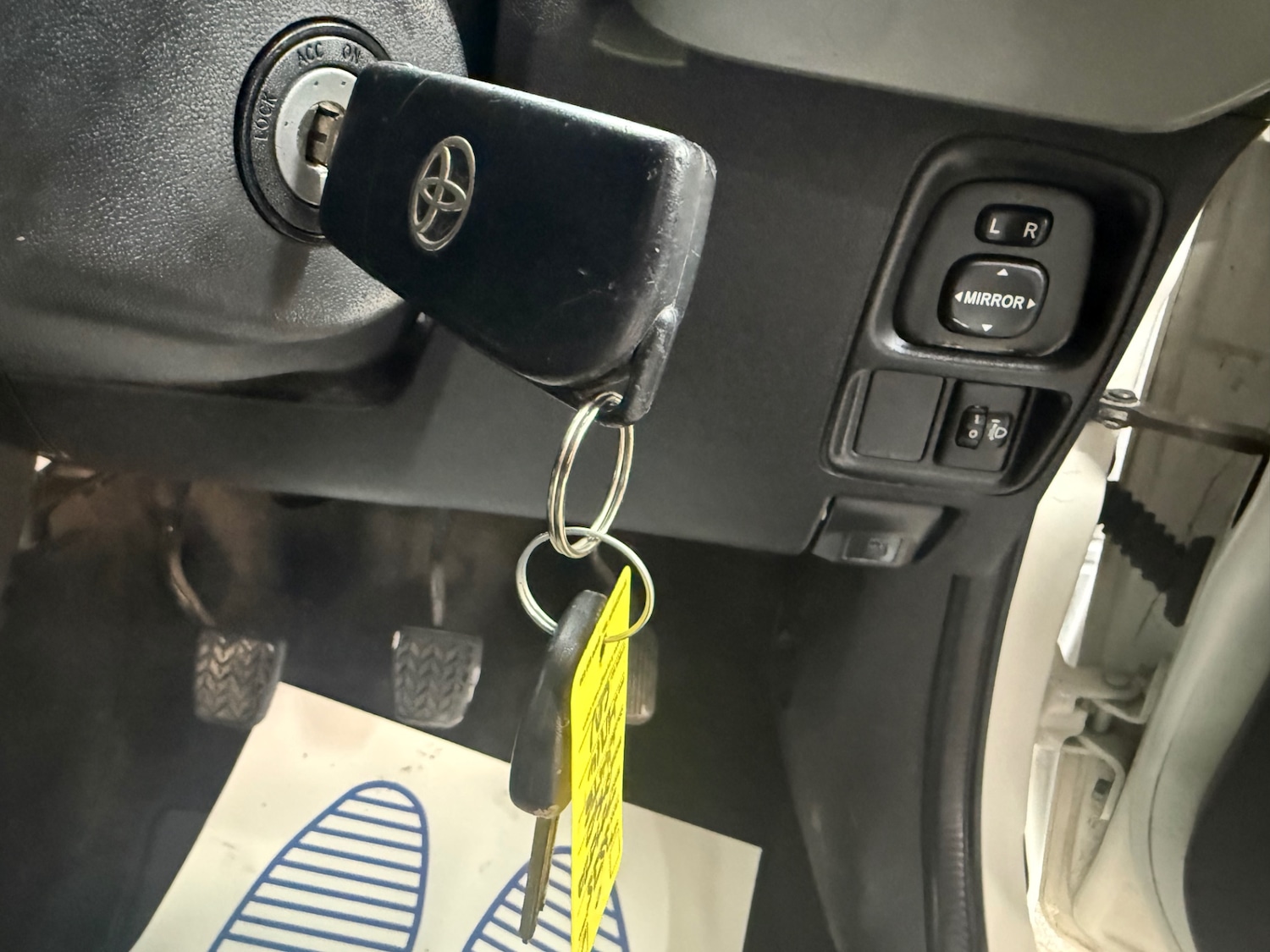 Used Toyota AYGO 2014 for sale - 77618402: Photo 11