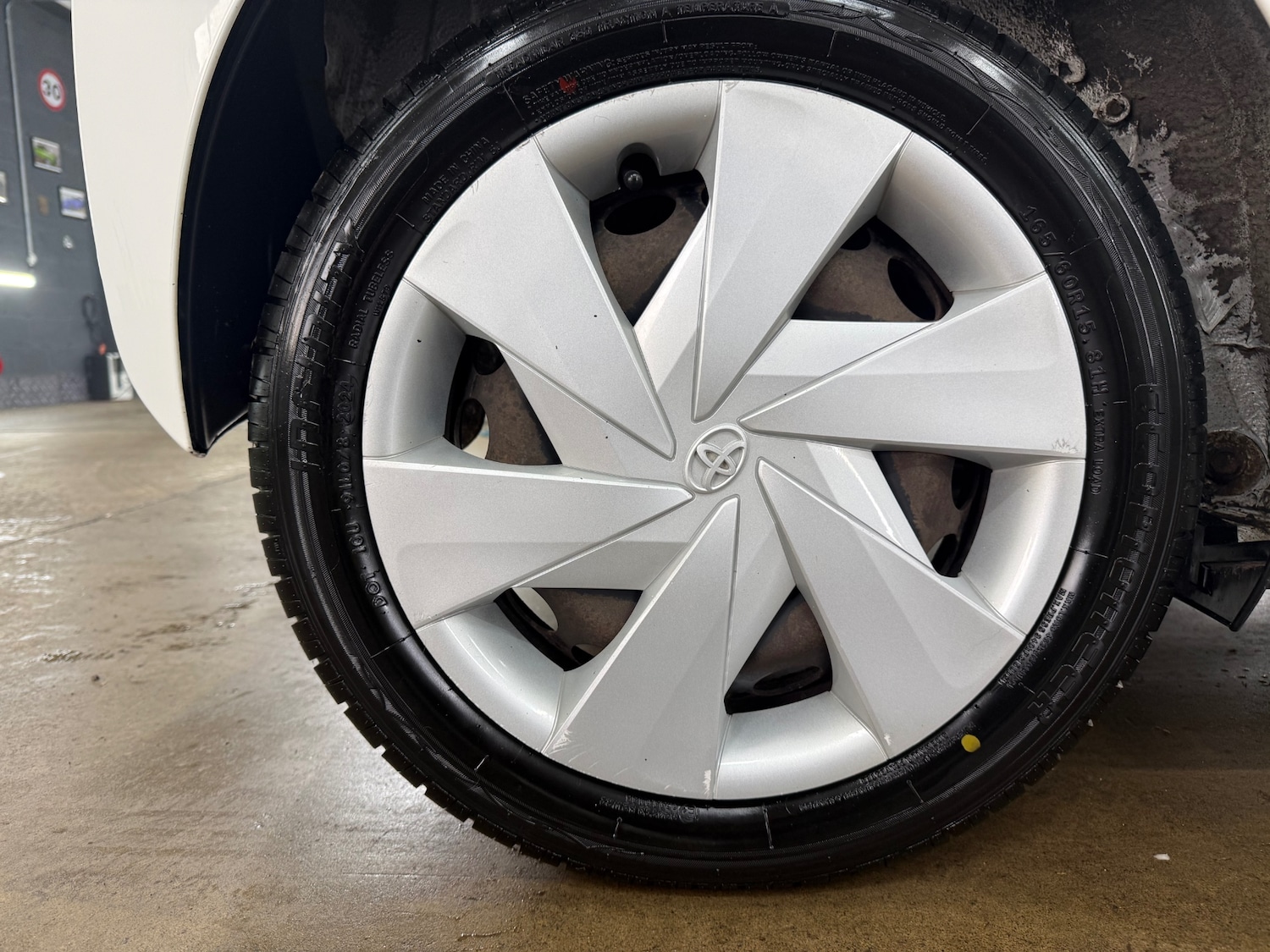 Used Toyota AYGO 2014 for sale - 77618402: Photo 18