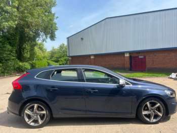 Used Volvo V40 2014 for sale - 74943377: Photo