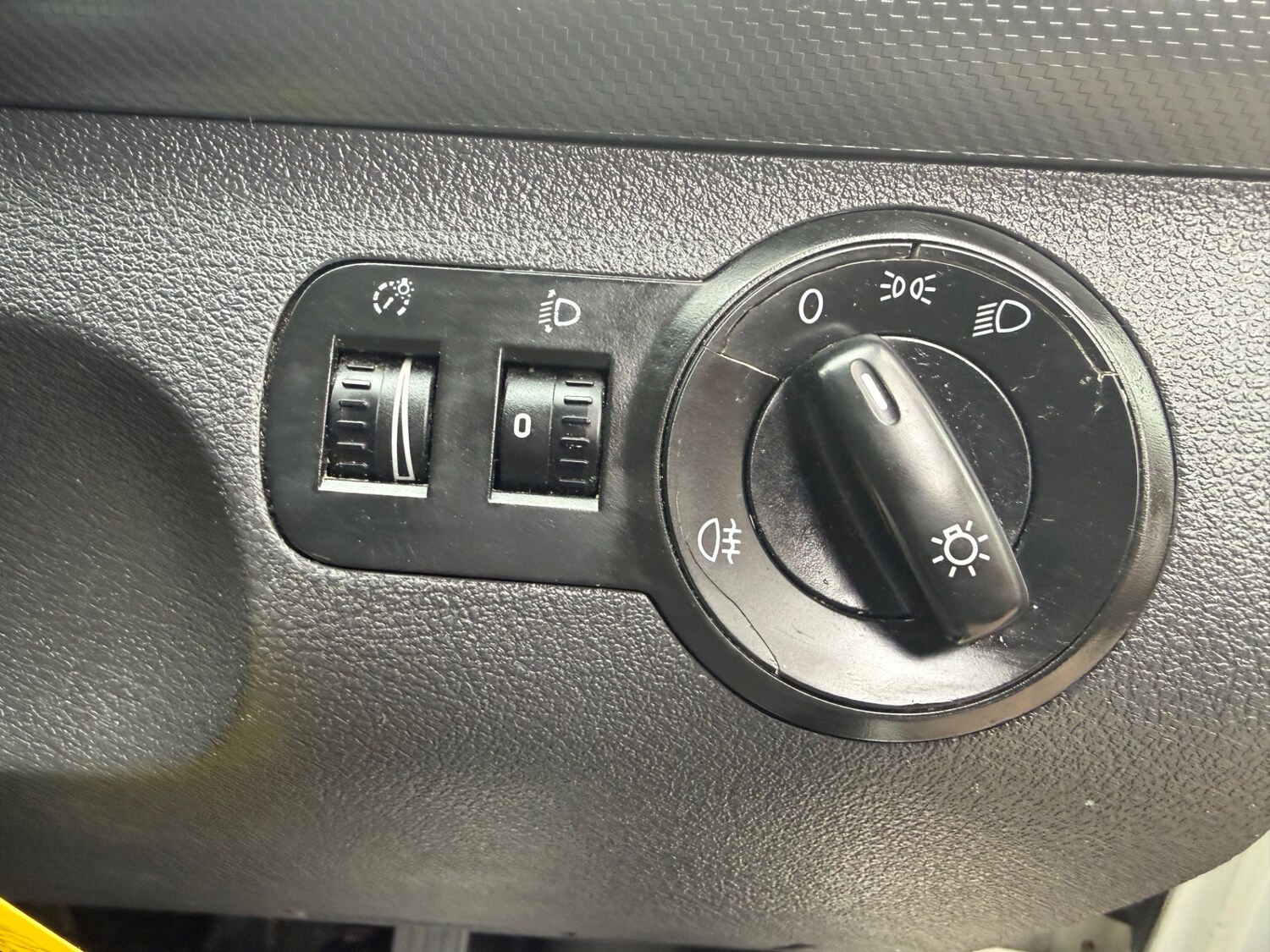 Used Volkswagen Caddy Maxi 2014 for sale - 77846509: Photo 13