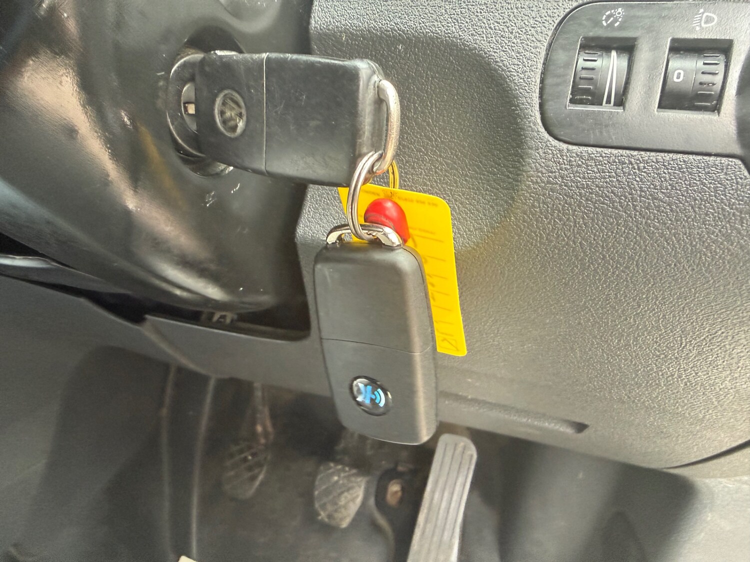 Used Volkswagen Caddy Maxi 2014 for sale - 77846509: Photo 14