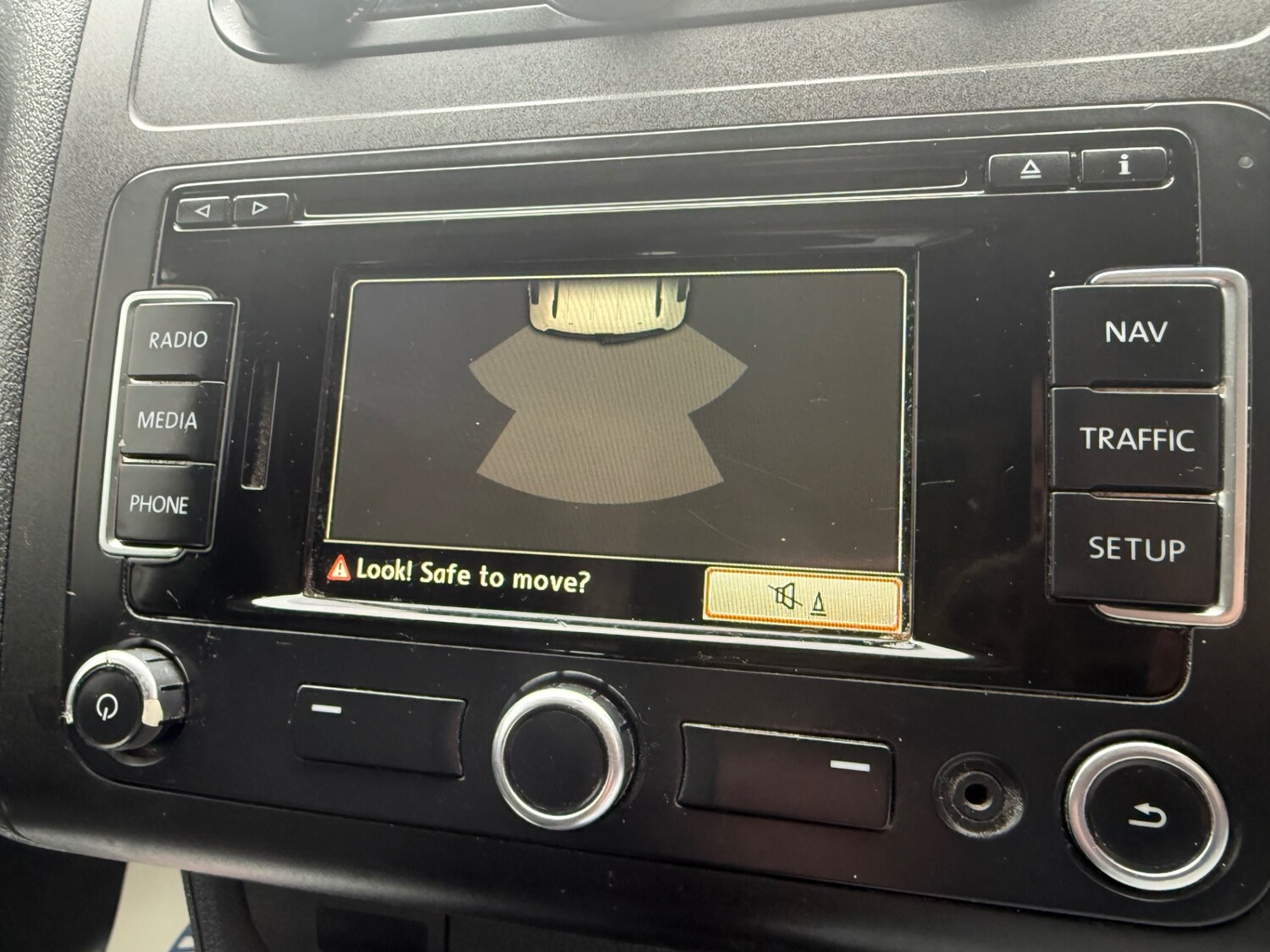 Used Volkswagen Caddy Maxi 2014 for sale - 77846509: Photo 17