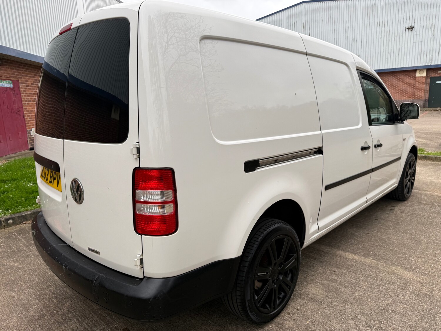 Used Volkswagen Caddy Maxi 2014 for sale - 77846509: Photo 3