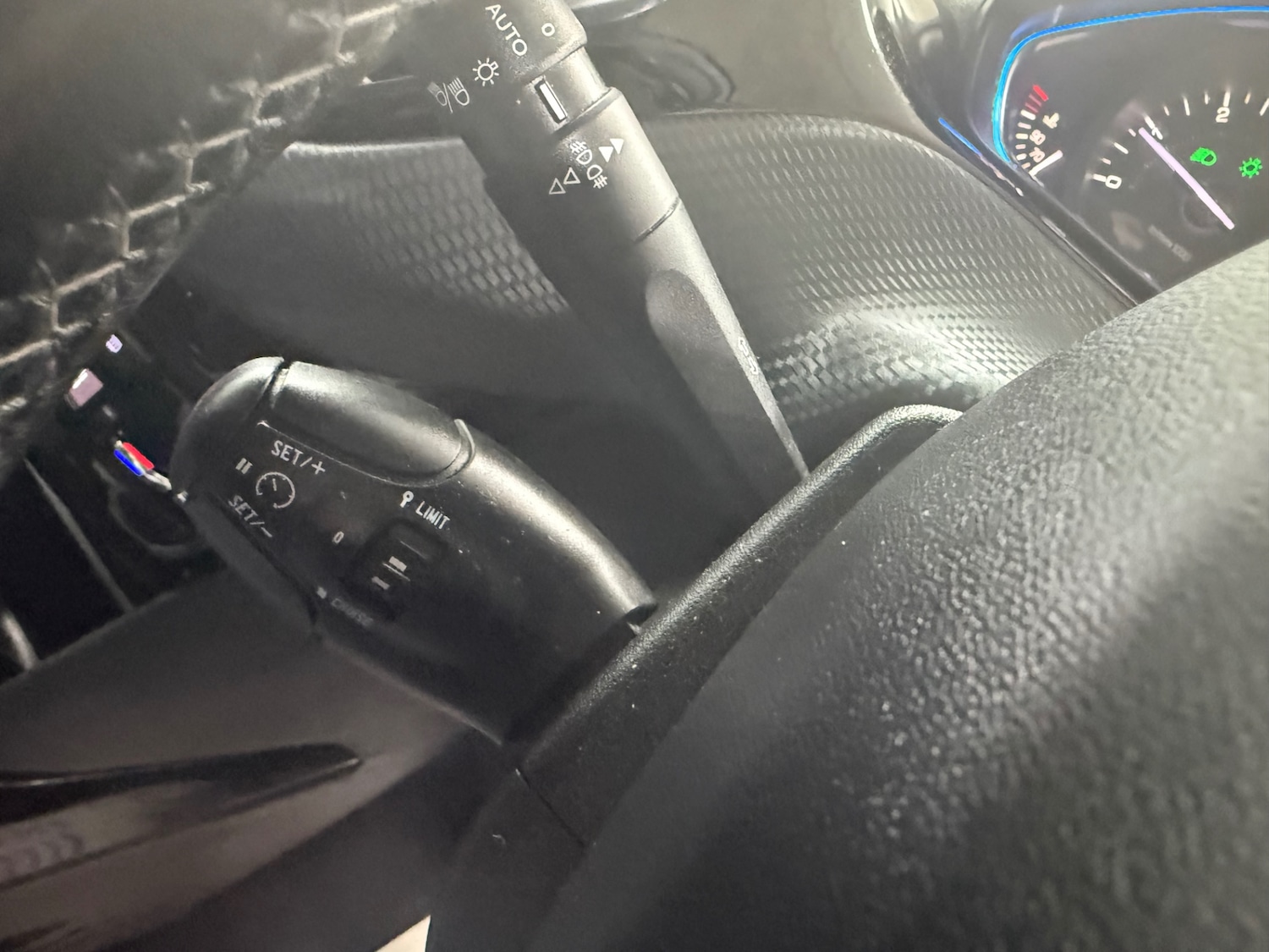 Used Peugeot 2008 2017 for sale - 76533614: Photo 16