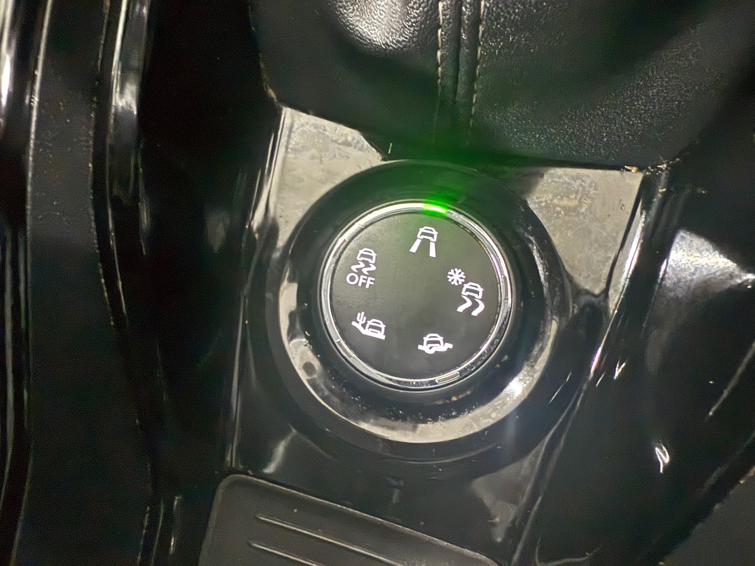 Used Peugeot 2008 2017 for sale - 76533614: Photo 22