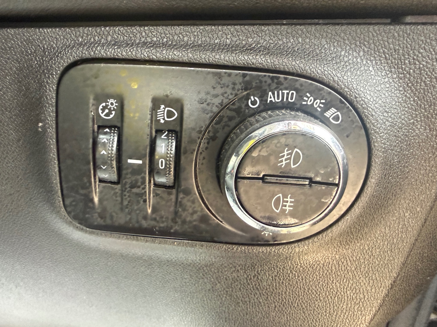 Used Vauxhall Corsa 2015 for sale - 77581453: Photo 11