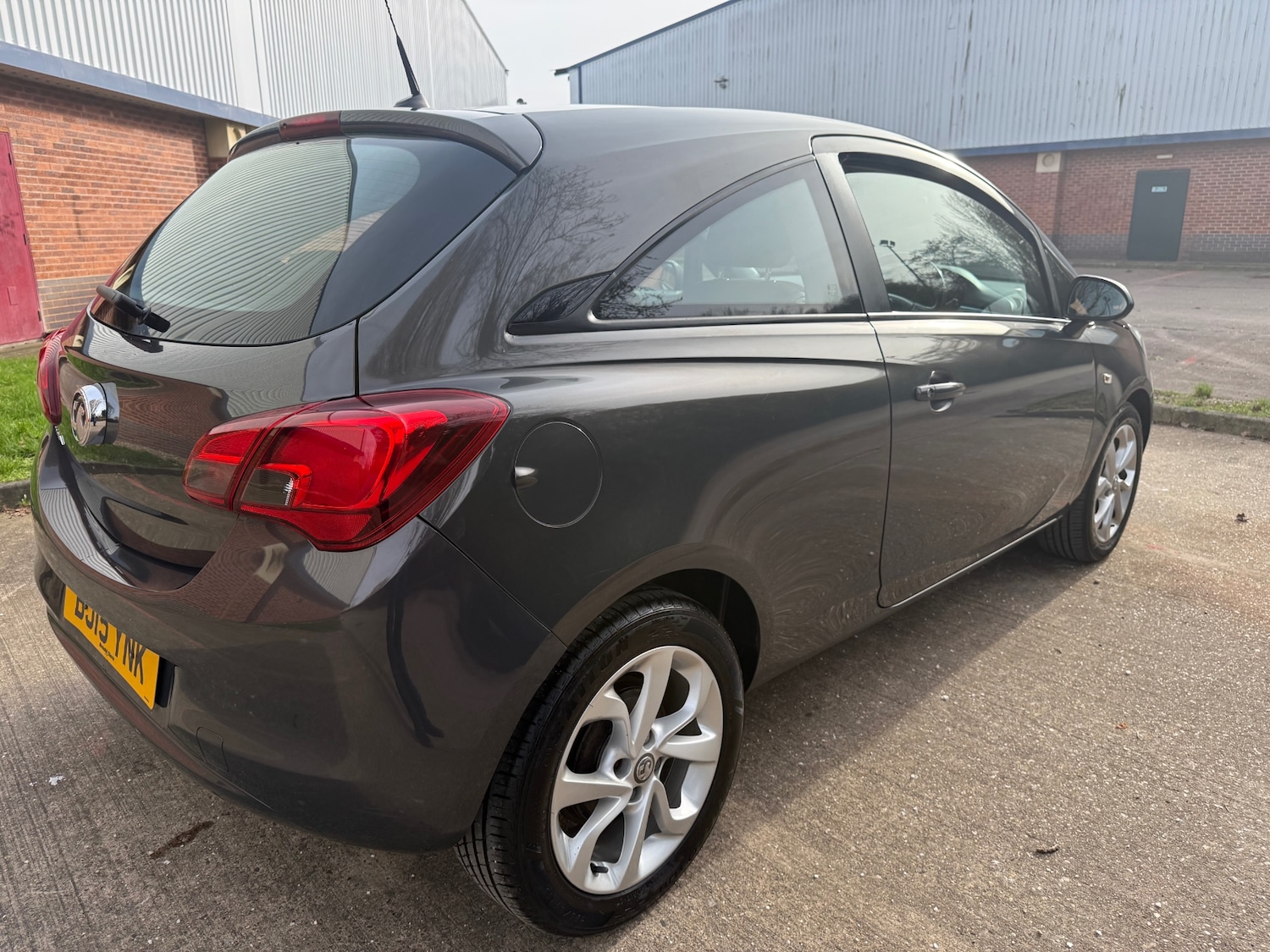 Used Vauxhall Corsa 2015 for sale - 77581453: Photo 3