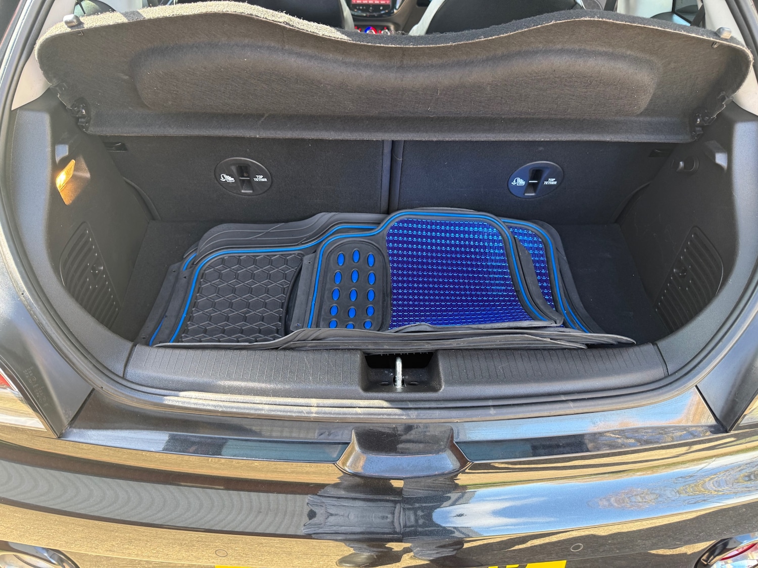 Used Vauxhall ADAM 2015 for sale - 77873670: Photo 10