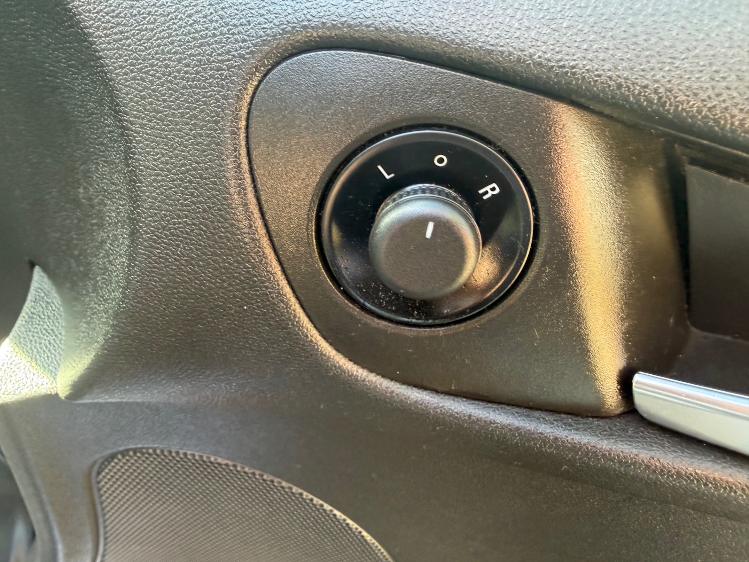 Used Vauxhall ADAM 2015 for sale - 77873670: Photo 12