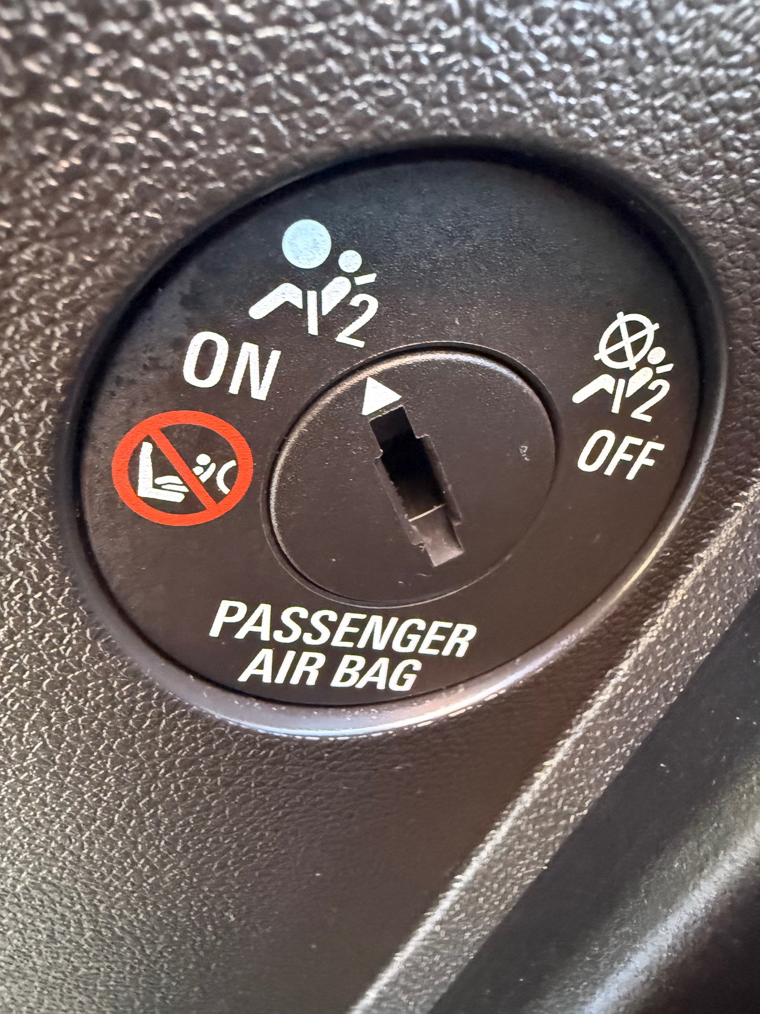 Used Vauxhall ADAM 2015 for sale - 77873670: Photo 13