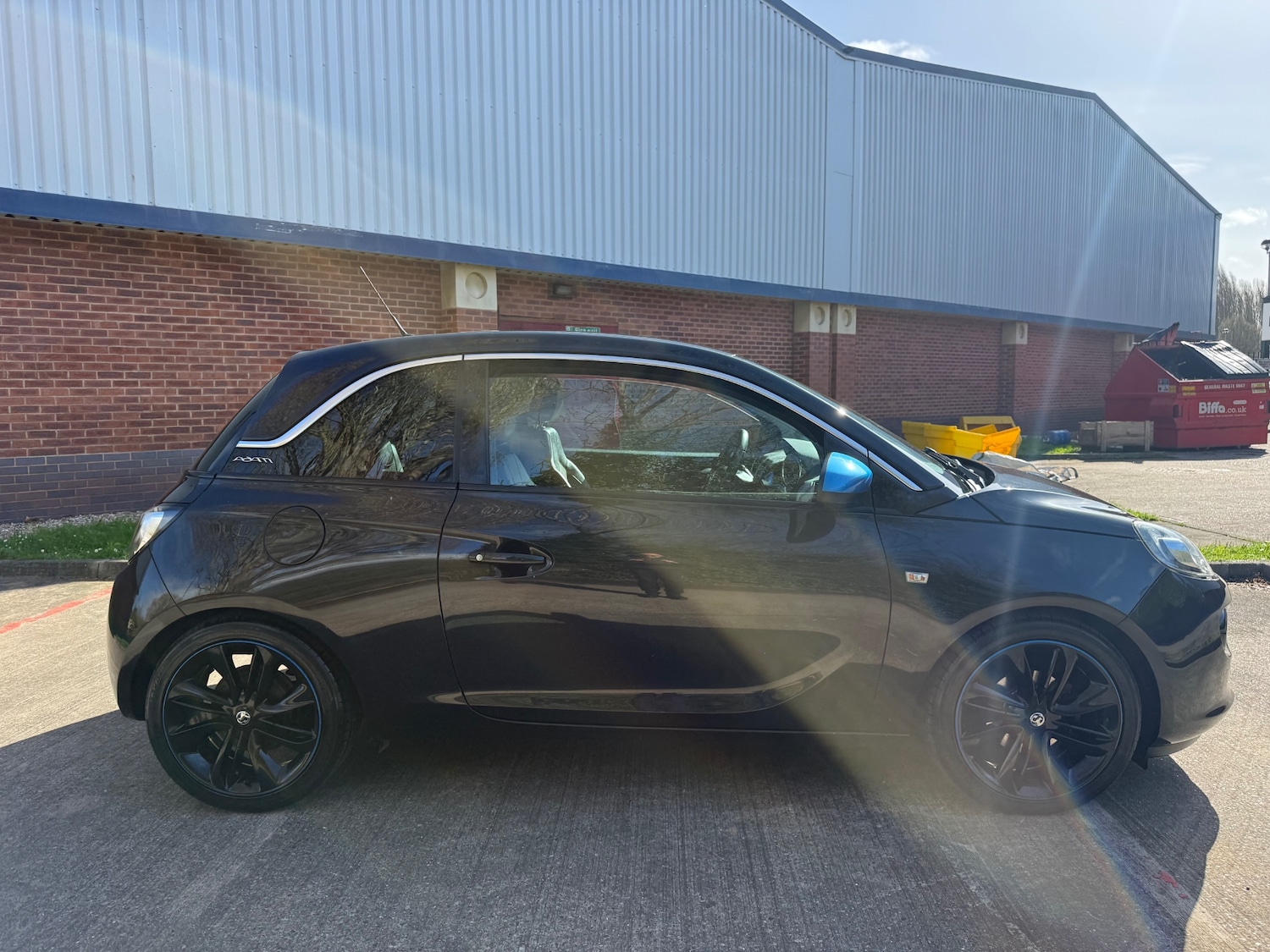 Used Vauxhall ADAM 2015 for sale - 77873670: Photo 2