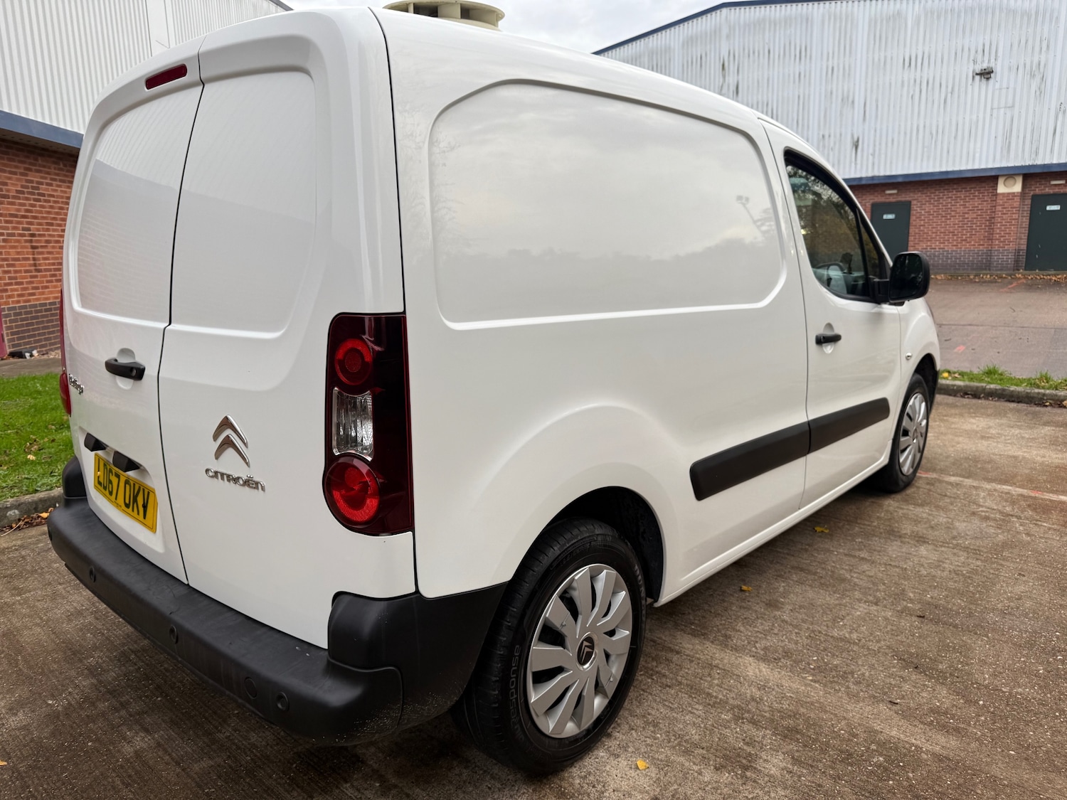 Used Citroen Berlingo 2017 for sale - 76480057: Photo 3