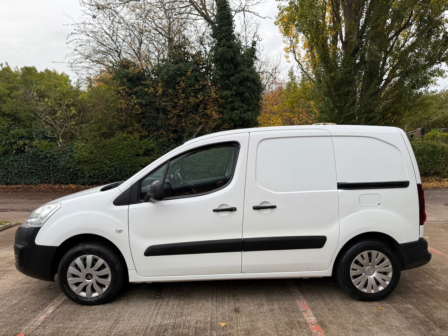 Used Citroen Berlingo 2017 for sale - 76480057: Photo 5