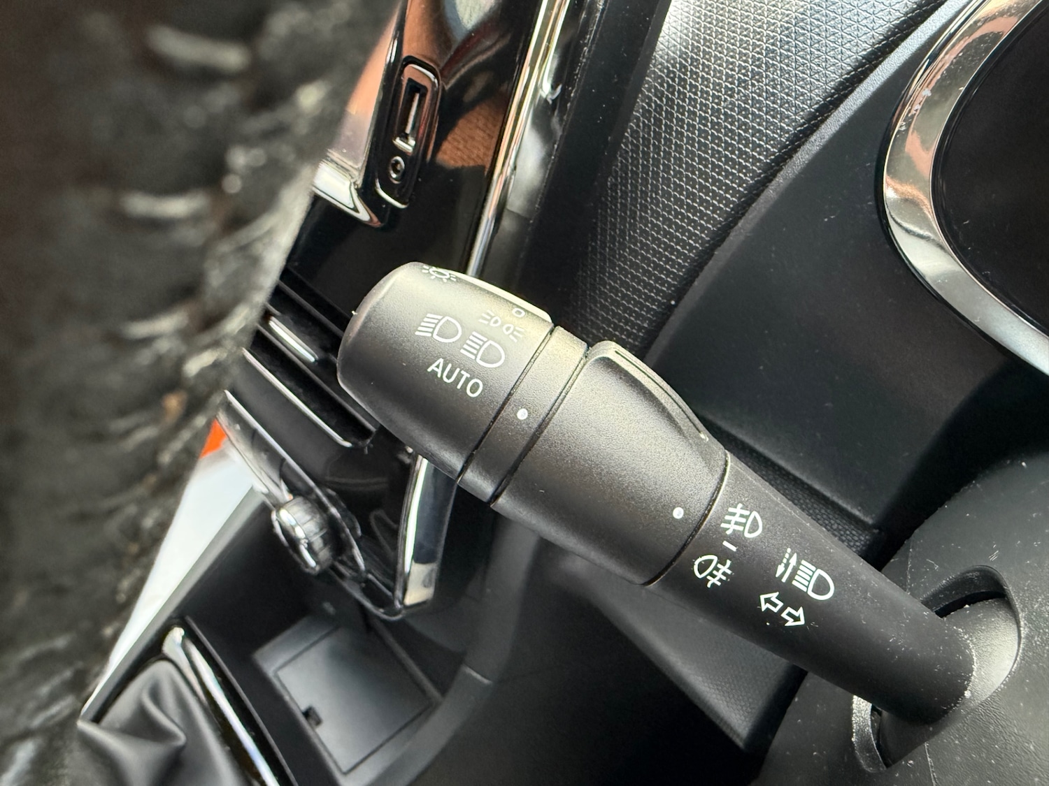 Used Renault Clio 2014 for sale - 76897160: Photo 15