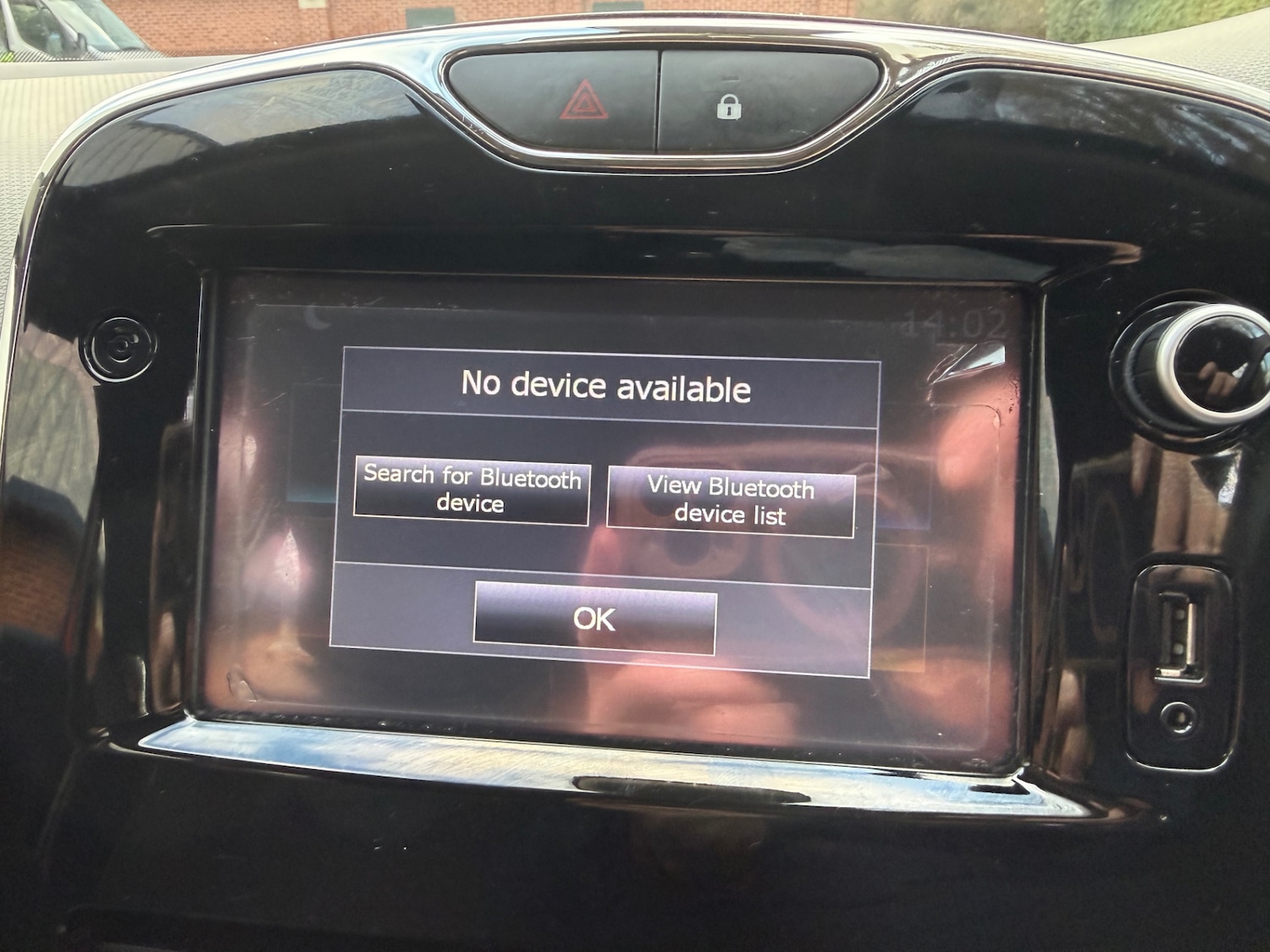 Used Renault Clio 2014 for sale - 76897160: Photo 16