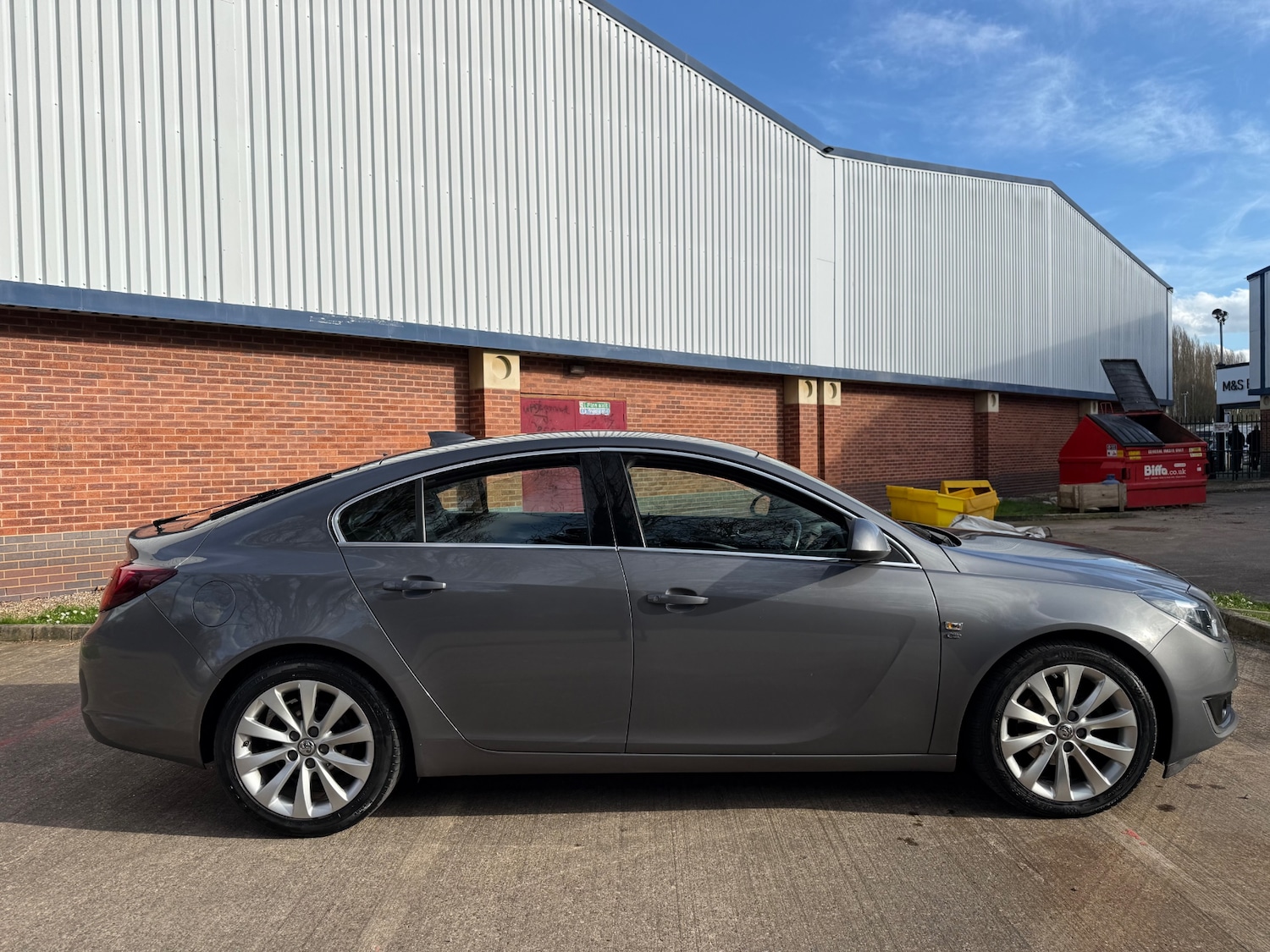 Used Vauxhall Insignia 2016 for sale - 77721706: Photo 2