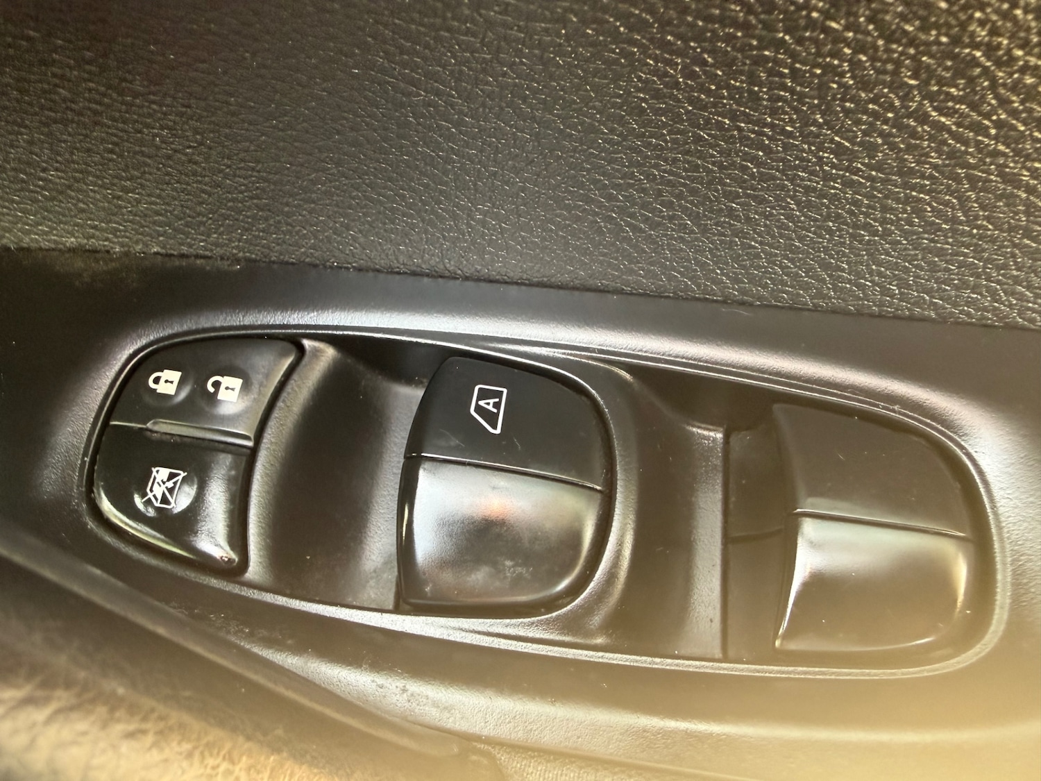 Used Nissan Qashqai 2015 for sale - 77763052: Photo 11