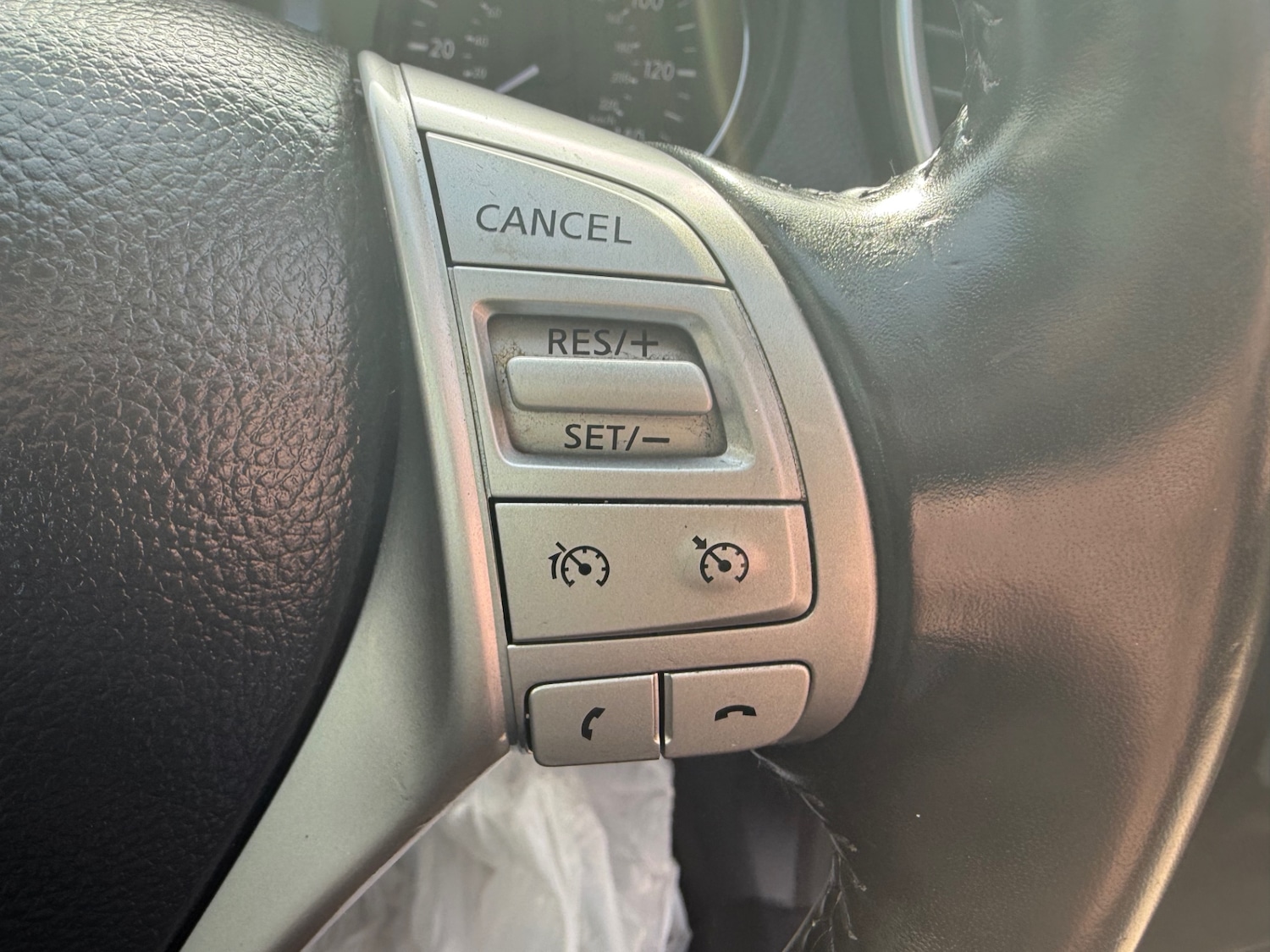 Used Nissan Qashqai 2015 for sale - 77763052: Photo 16