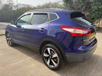 Used Nissan Qashqai 2015 for sale - 77763052: Photo