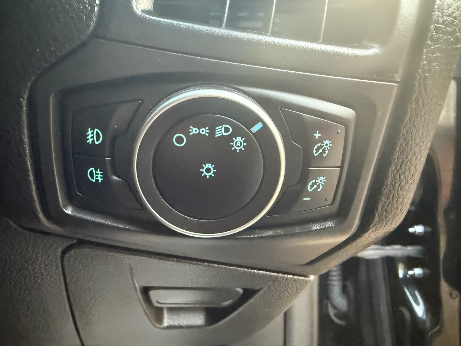 Used Ford Focus 2014 for sale - 76710040: Photo 14