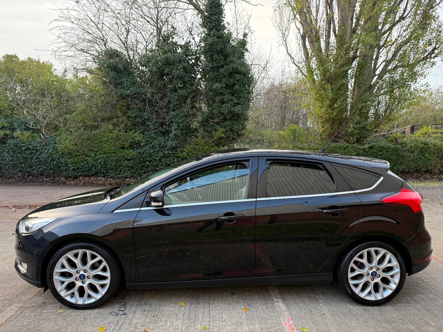 Used Ford Focus 2014 for sale - 76710040: Photo 5