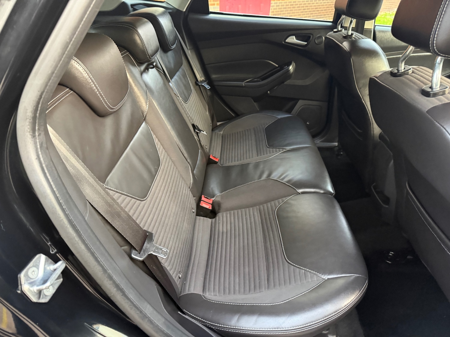 Used Ford Focus 2014 for sale - 76710040: Photo 9