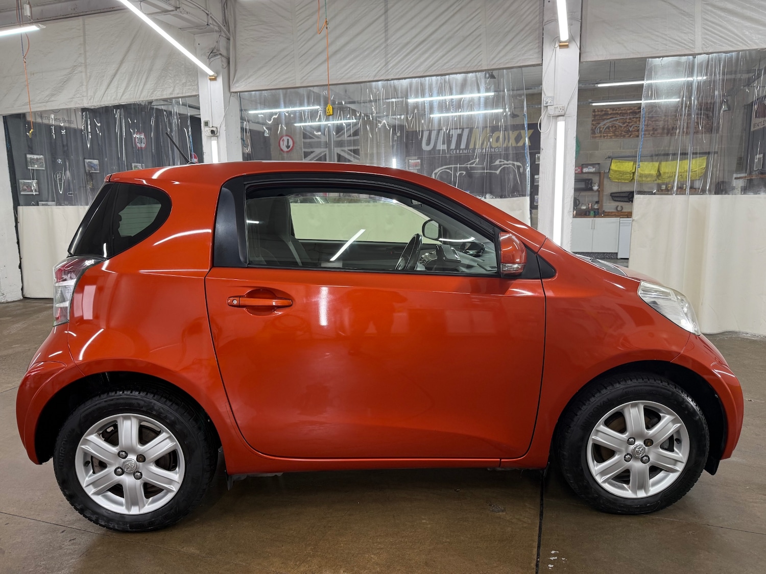 Used Toyota IQ 2013 for sale - 77546114: Photo 2