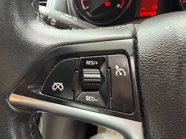 Used Vauxhall Meriva 2015 for sale - 76232681: Photo 15