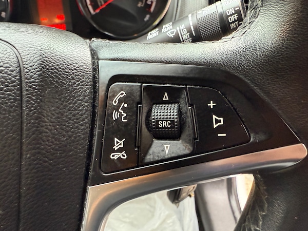 Used Vauxhall Meriva 2015 for sale - 76232681: Photo 16