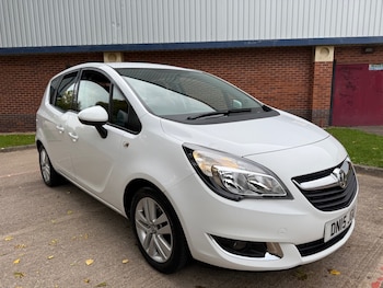 2015 (15) - 1.4i 16V Life 5dr