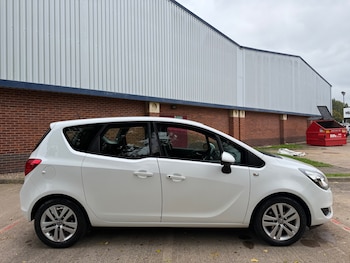 Used Vauxhall Meriva 2015 for sale - 76232681: Photo 2