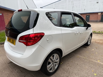 Used Vauxhall Meriva 2015 for sale - 76232681: Photo 3
