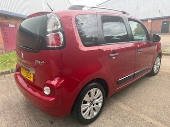Used Citroen C3 Picasso 2015 for sale - 78500316: Photo