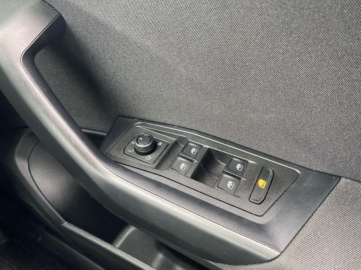 Used Volkswagen T-Roc 2025 for sale - 75956176: Photo 21