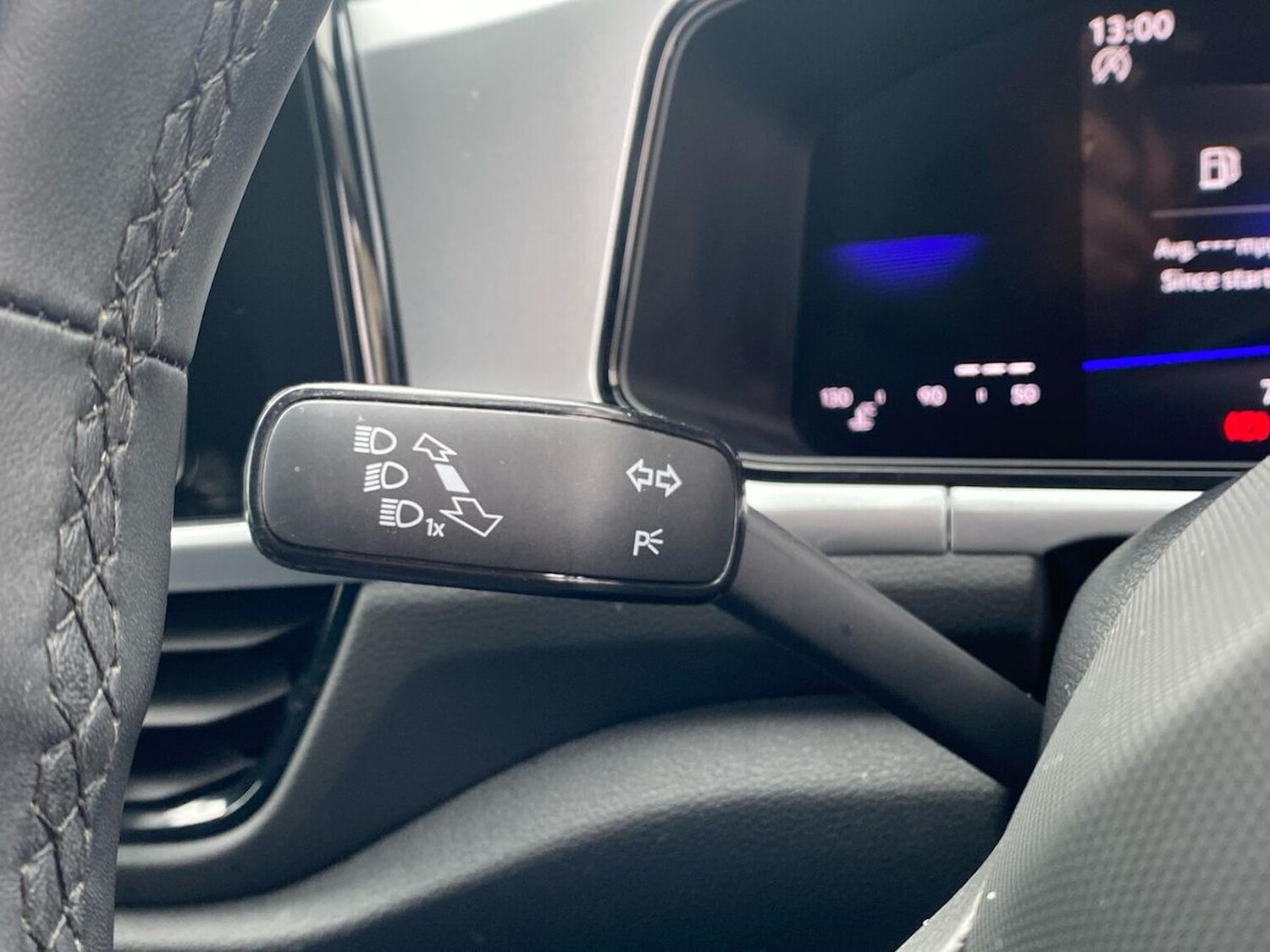 Used Volkswagen T-Roc 2025 for sale - 75956176: Photo 28