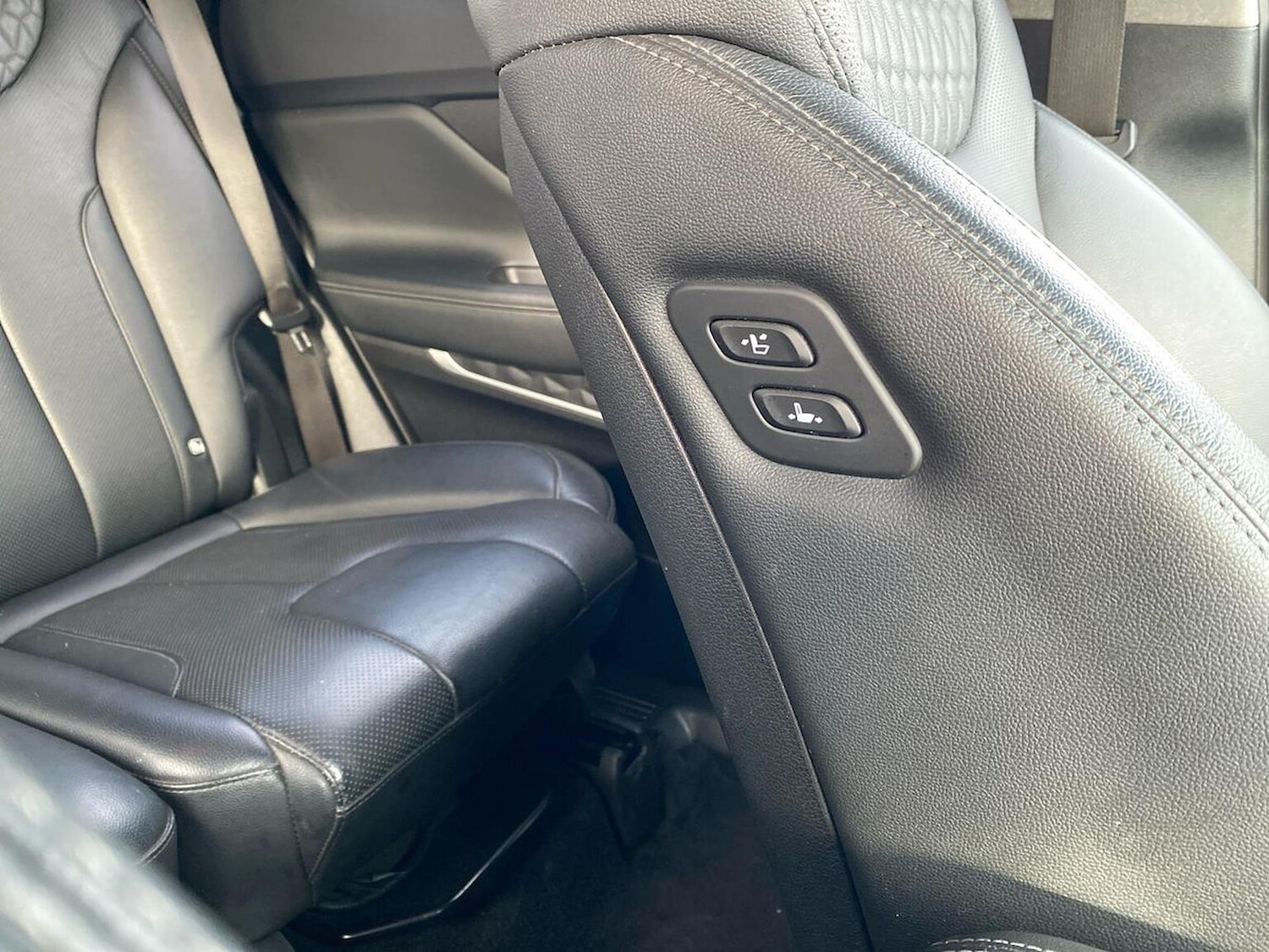 Used Hyundai Santa Fe 2021 for sale - 77078007: Photo 35