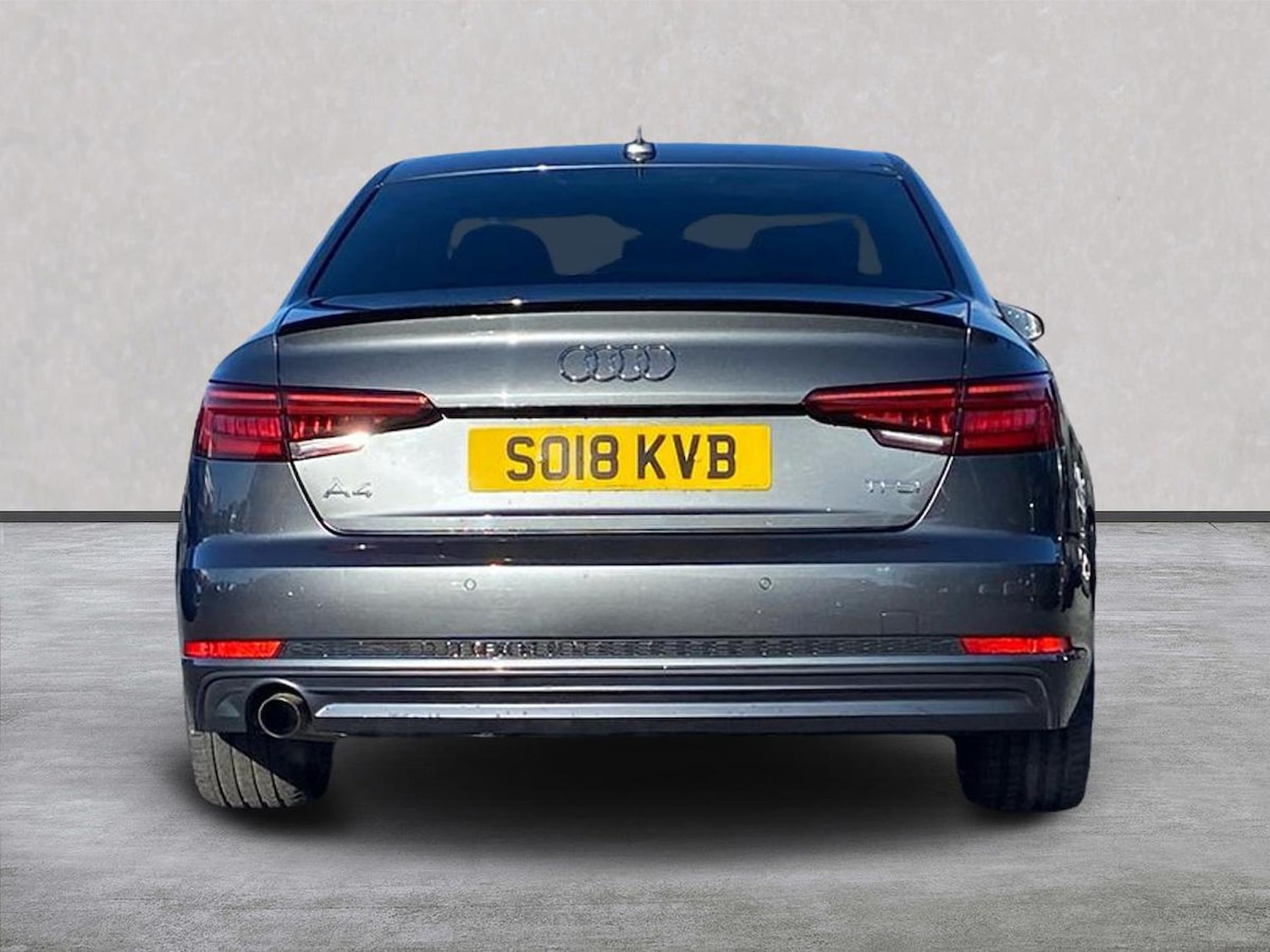 Used Audi A4 2018 for sale - 76407453: Photo 4