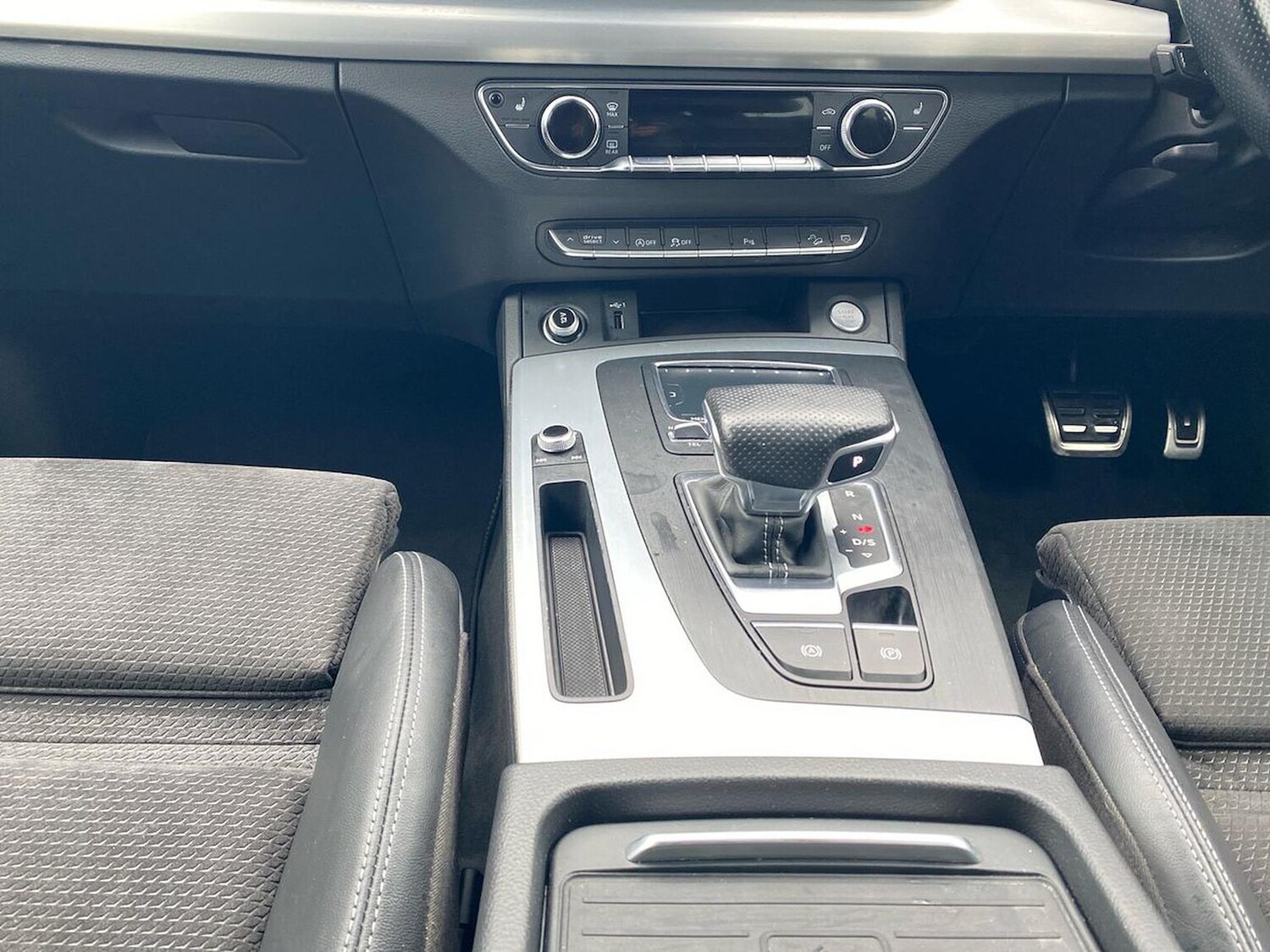 Used Audi Q5 2020 for sale - 76407434: Photo 13