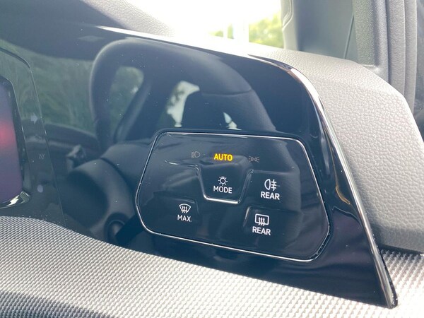 Used Volkswagen Golf 2025 for sale - 75437589: Photo 25