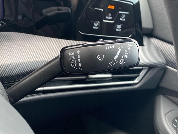 Used Volkswagen Golf 2025 for sale - 75437589: Photo 28