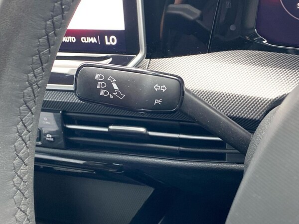 Used Volkswagen Golf 2025 for sale - 75437589: Photo 29
