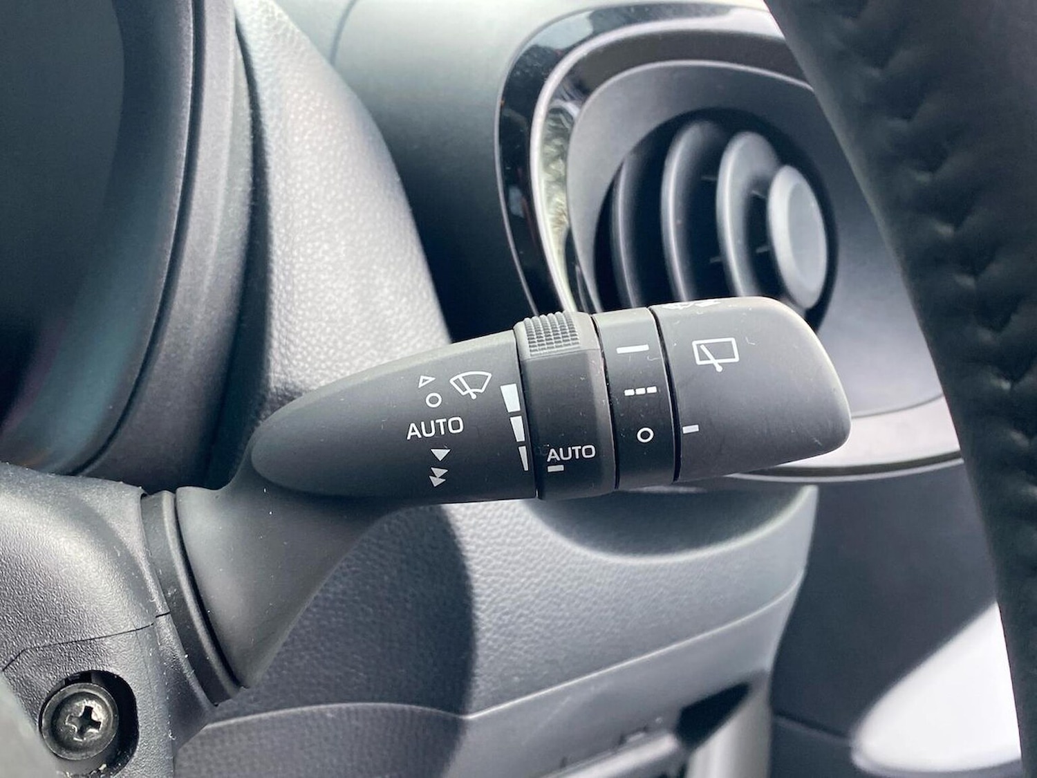 Used Toyota Aygo X 2023 for sale - 77024259: Photo 27