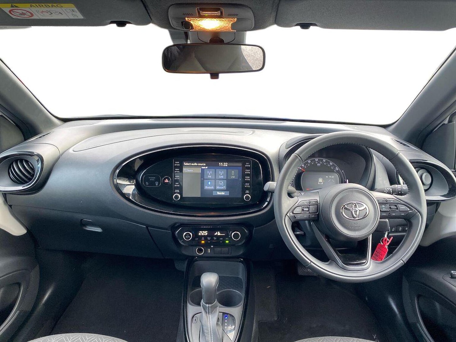 Used Toyota Aygo X 2023 for sale - 77024259: Photo 8