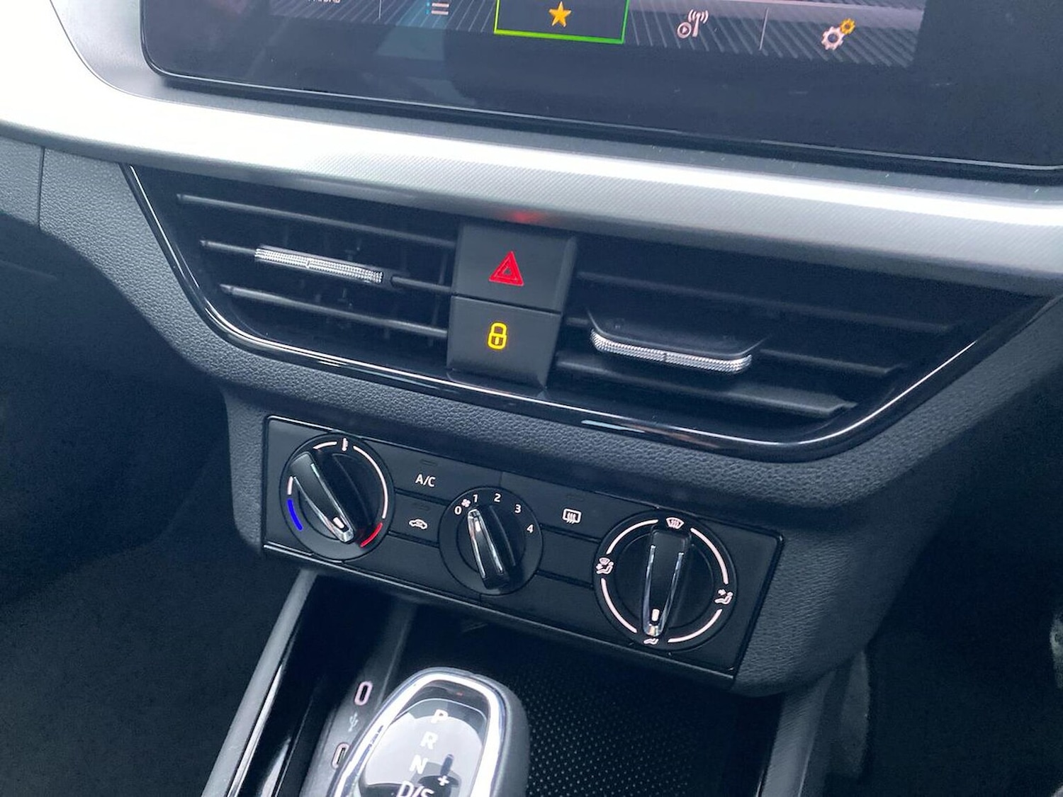 Used Skoda Kamiq 2023 for sale - 76778268: Photo 12