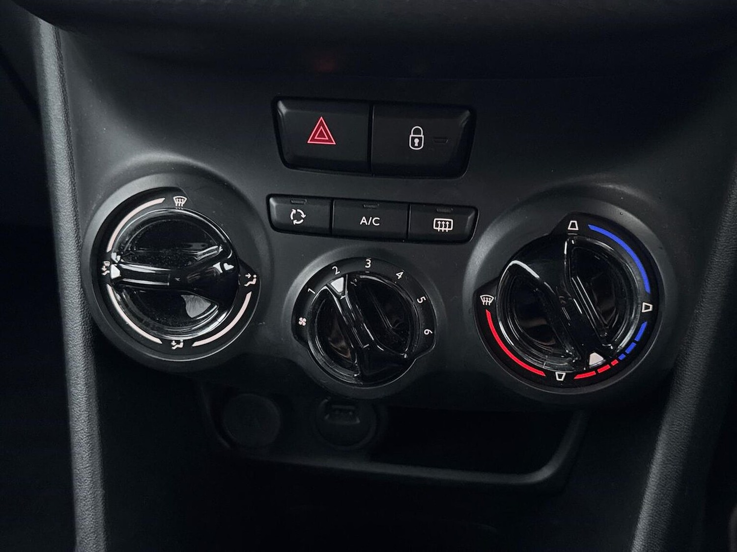 Used Peugeot 208 2019 for sale - 76879682: Photo 12