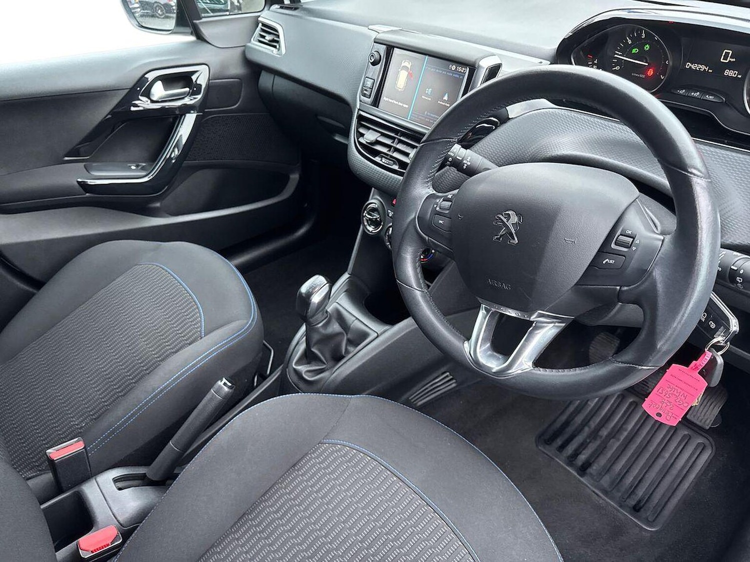 Used Peugeot 208 2019 for sale - 76879682: Photo 15