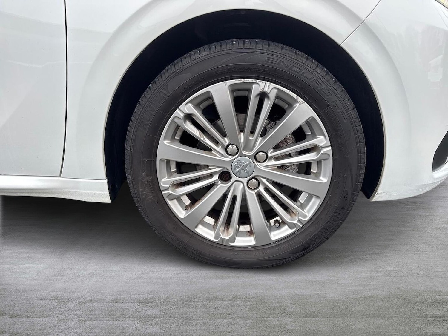 Used Peugeot 208 2019 for sale - 76879682: Photo 6