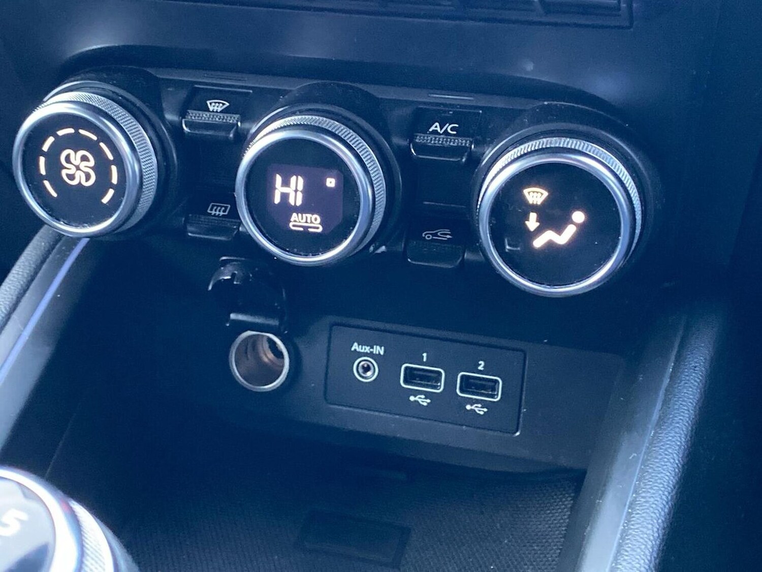 Used Renault Clio 2022 for sale - 77689542: Photo 12